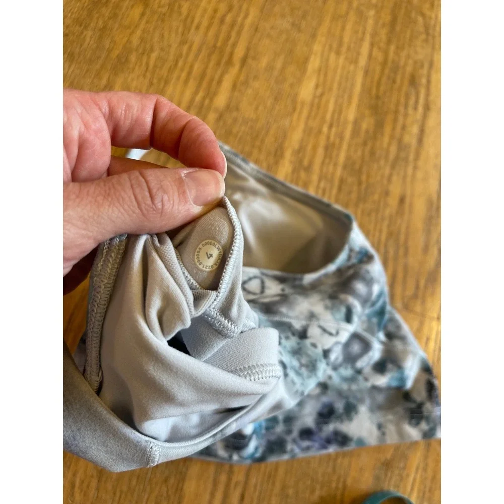 Lululemon Align Tank Kaleidofloral Multi‎ Size 4 Nulu Yoga Cropped Bra Gym